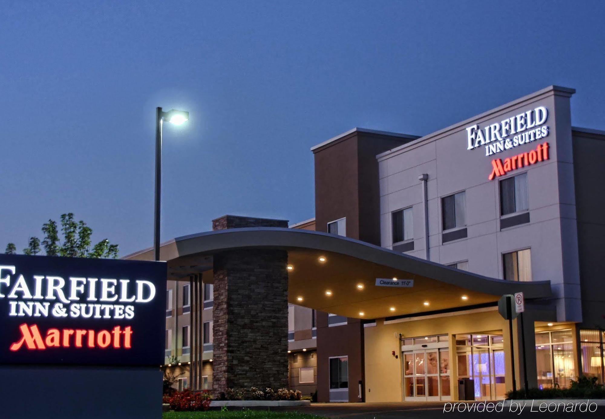 Fairfield Inn & Suites By Marriott Reading Вайомиссинг Экстерьер фото
